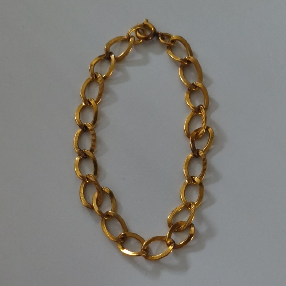 Monet Gold Link Bracelet - Picture 2 of 2